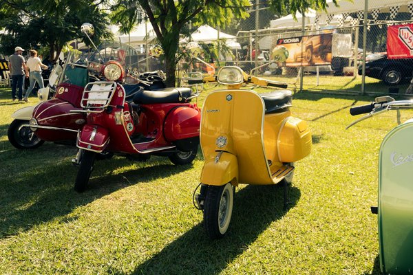 Embrace the vibe: must-have Y2K summer clothes